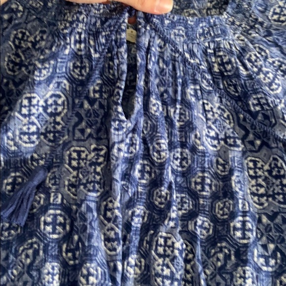 Blue Blouse - Picture 3 of 4